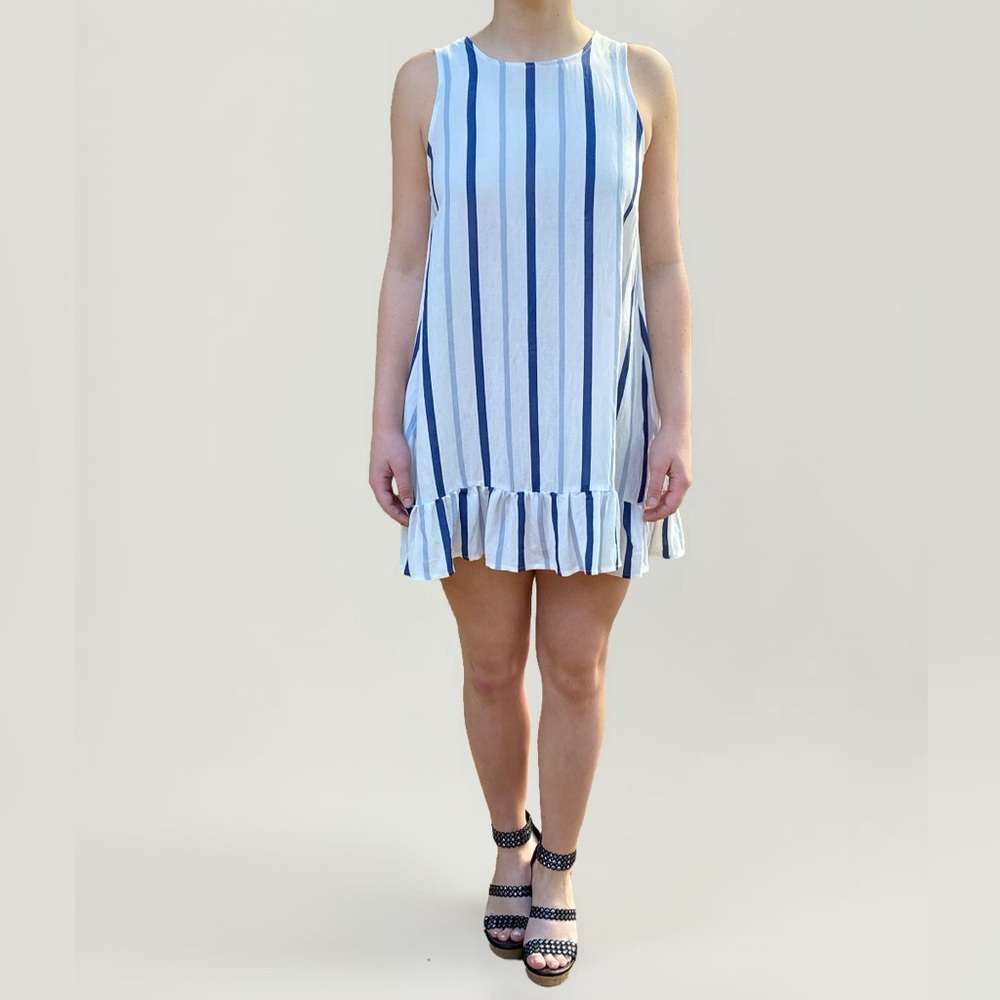 Material Girls Blue Stripe Mini Dress Size Small.  CSW124.